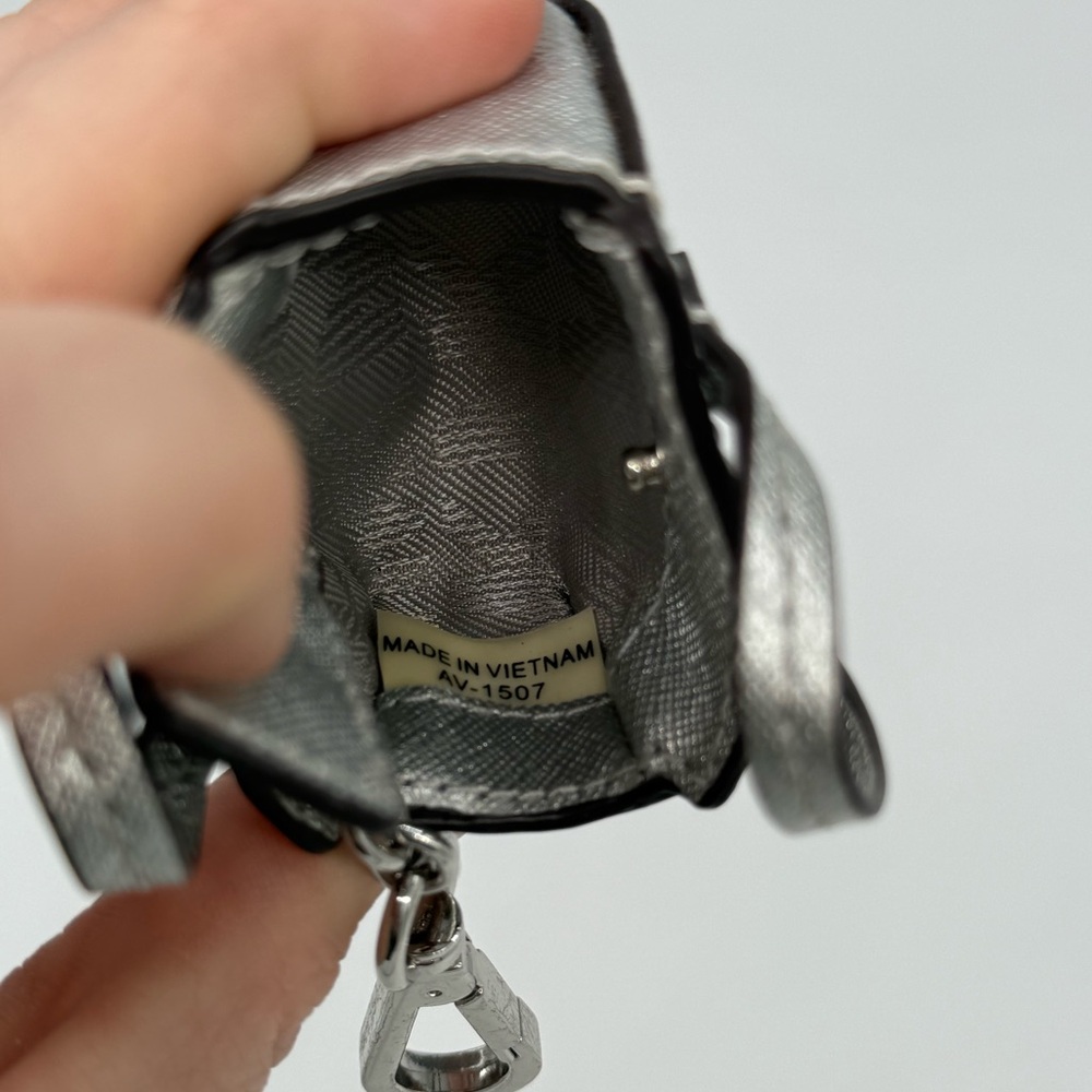 Michael Michael Kors mini keychain coin purse - Picture 3 of 4